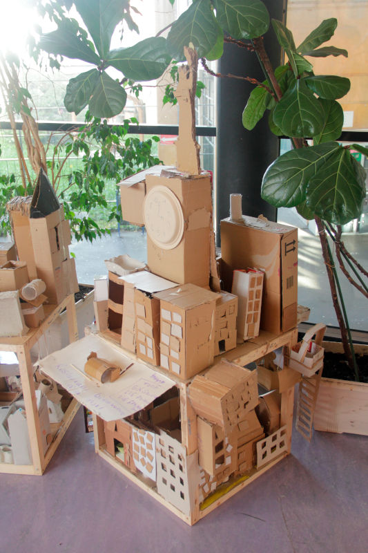 2022/2023, 4e, assemblage cartons